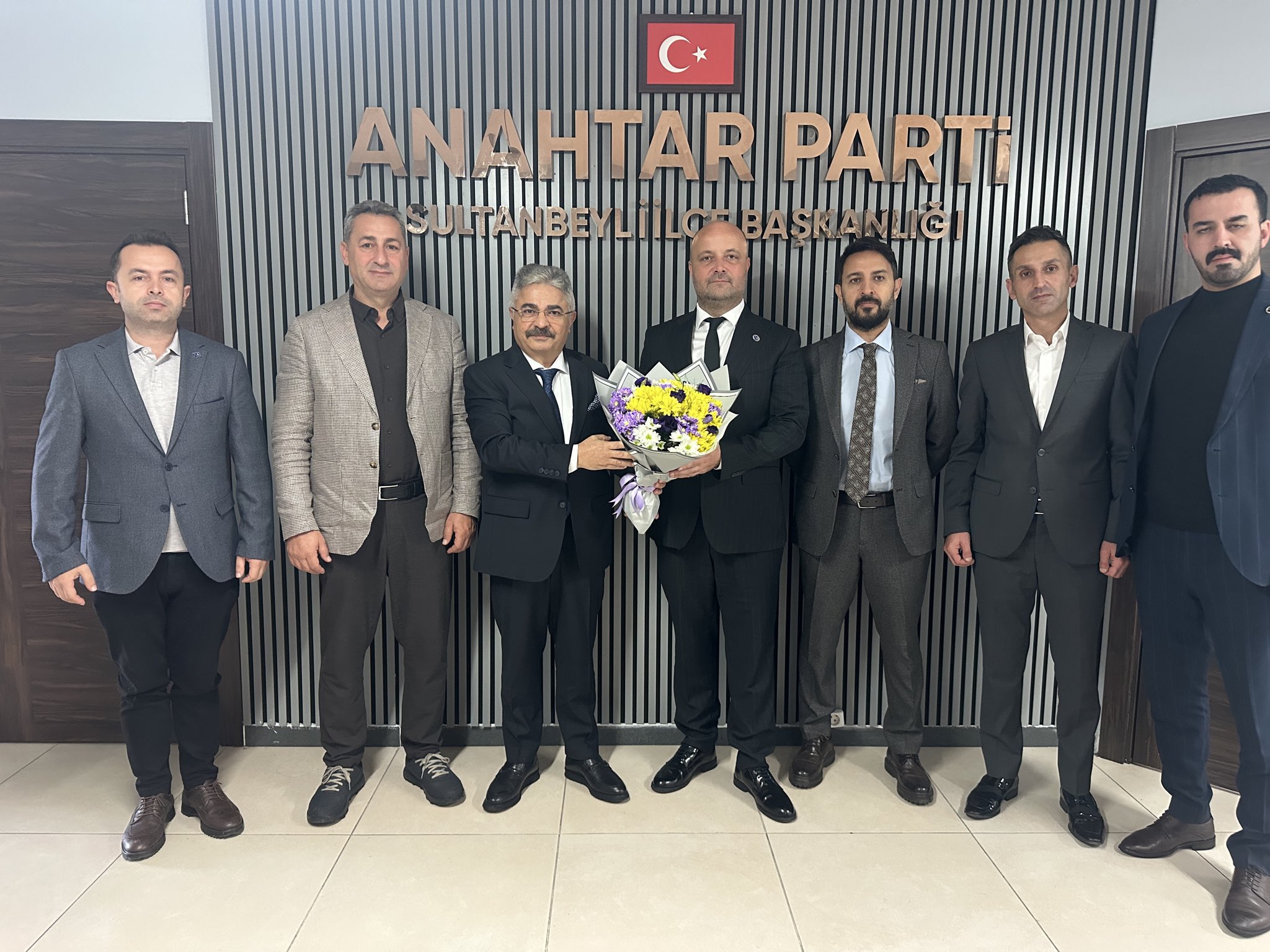 Sultanbeyli Kuyumcular Derneği'nden siyasi партияlara ziyaret